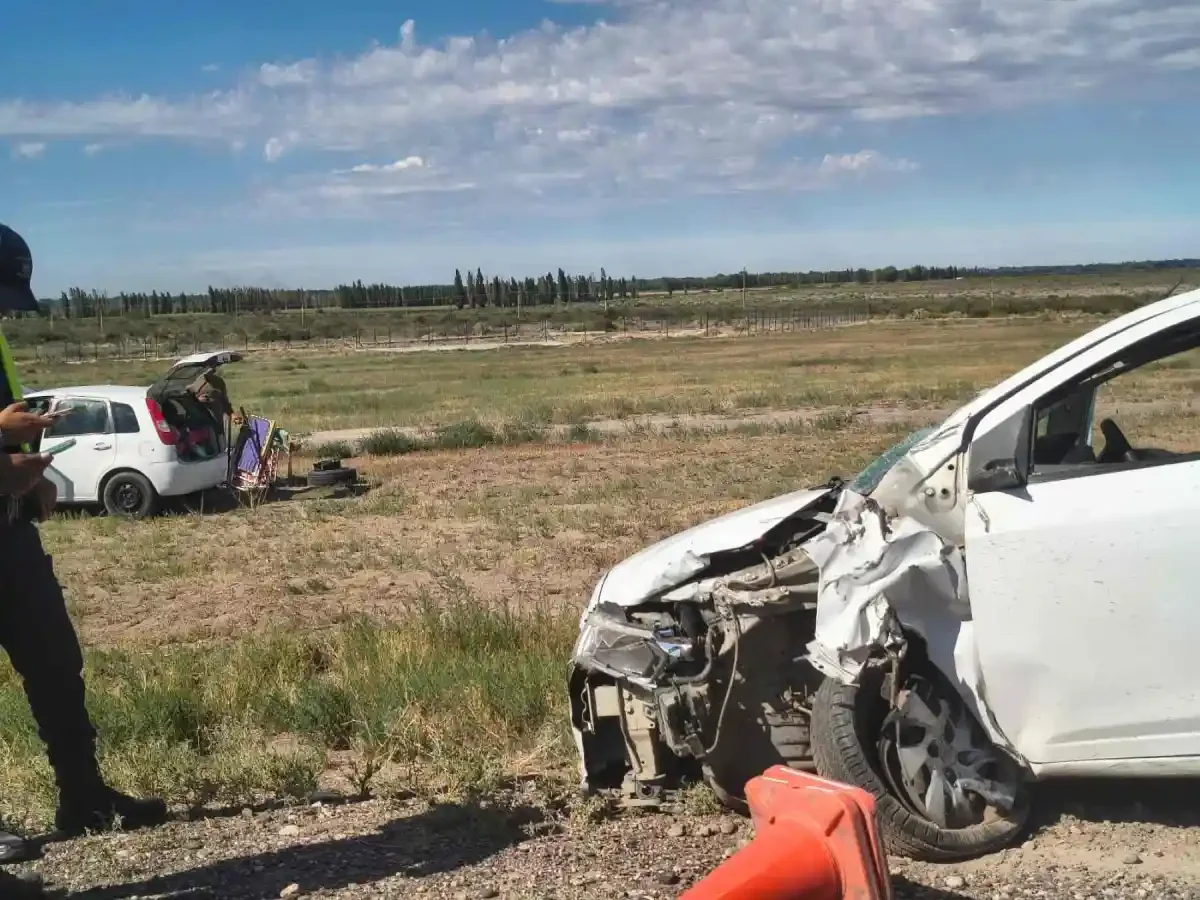 Tragedia en Ruta 22: un joven de 26 años pierde la vida en choque frontal cerca de Darwin
