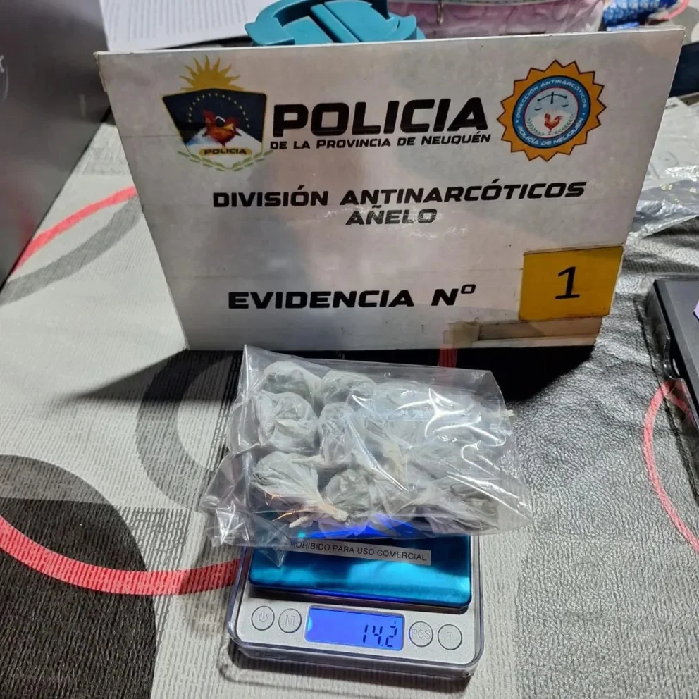 Tres detenidos en Vaca Muerta por microtráfico de drogas: se incautaron sustancias y vehículos