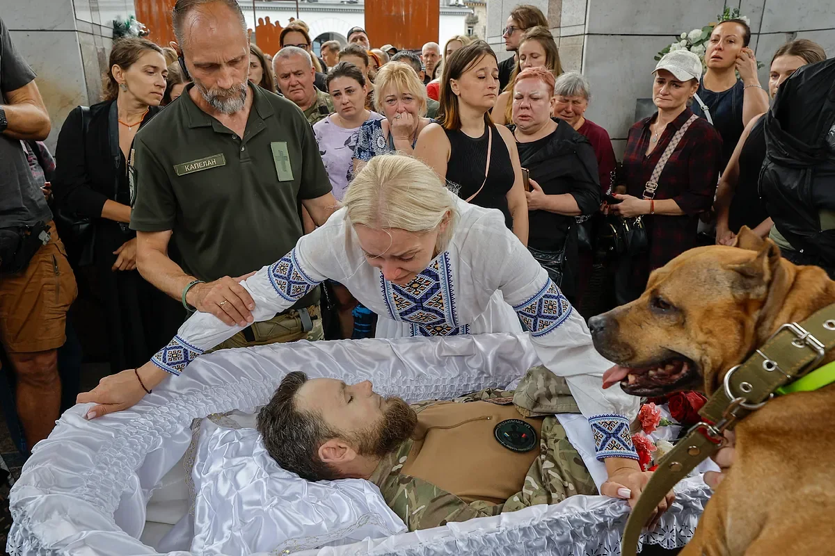 Ucrania despide al arqueólogo Oleksi Yúkov, conocido como el "recolector de almas