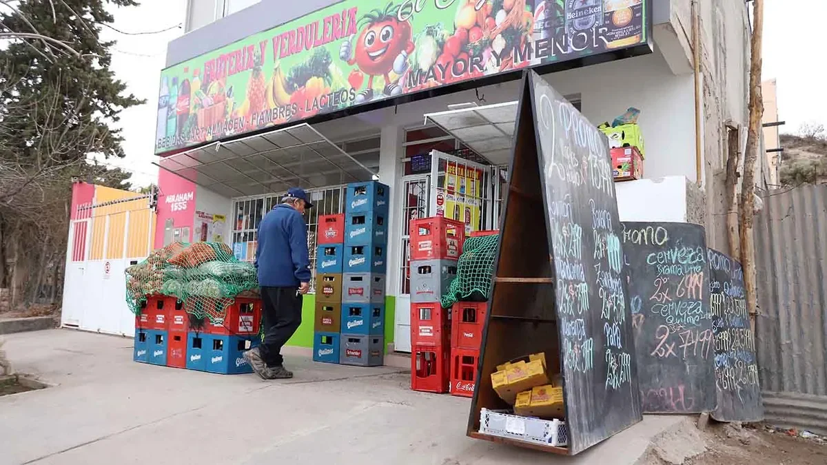 Violenta pelea en un almacén de Neuquén: testimonios de una clienta y su familia