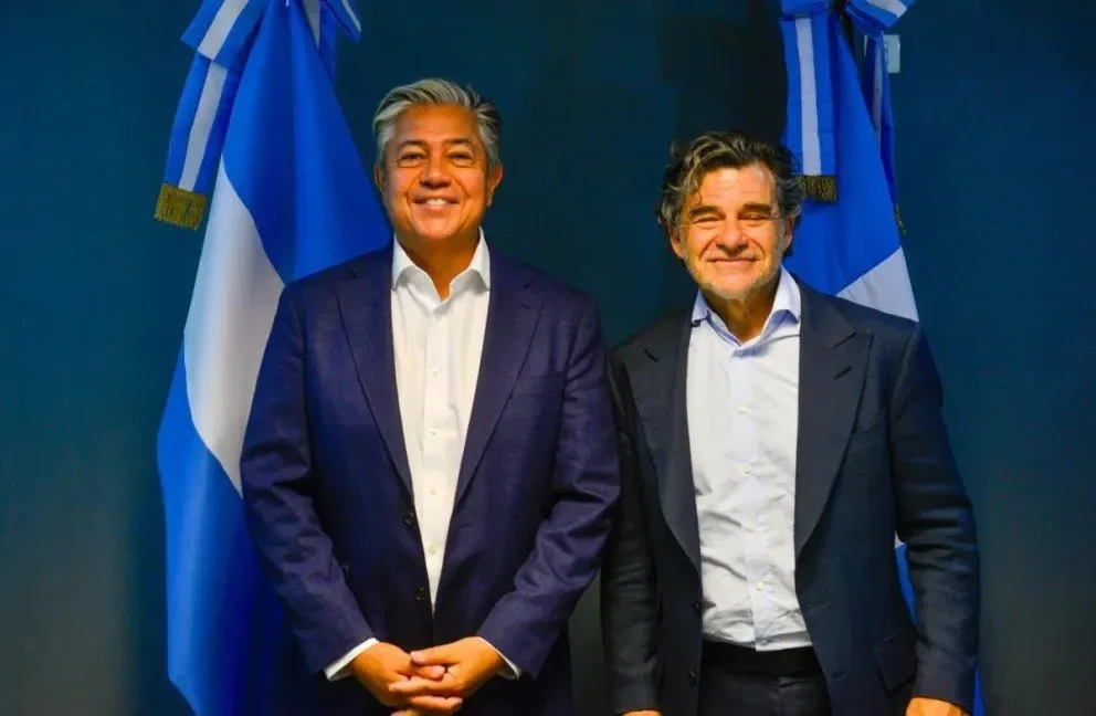 Vista Energy renueva su apoyo al programa de becas Gregorio Álvarez con un aporte de US$ 1 millón