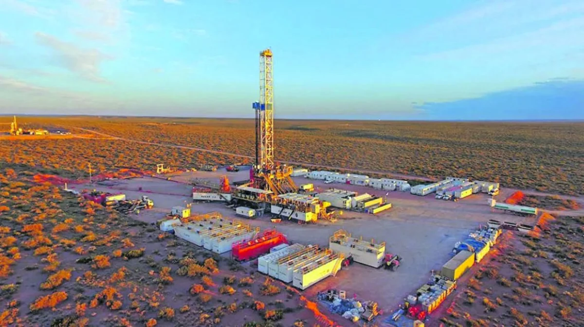 YPF busca potenciar las exportaciones de GNL con un nuevo RIGI récord de U$S 51.000 millones