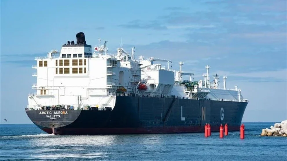 YPF, Eni y XRG firmaron el acuerdo para avanzar con el proyecto