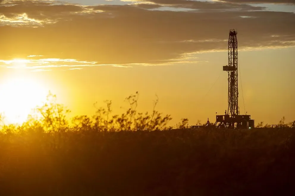 YPF se fortalece en Neuquén con la cesión de áreas hidrocarburíferas de Pluspetrol