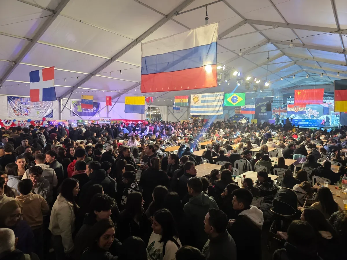 Zapala festeja la diversidad cultural en la Fiesta Nacional del Inmigrante